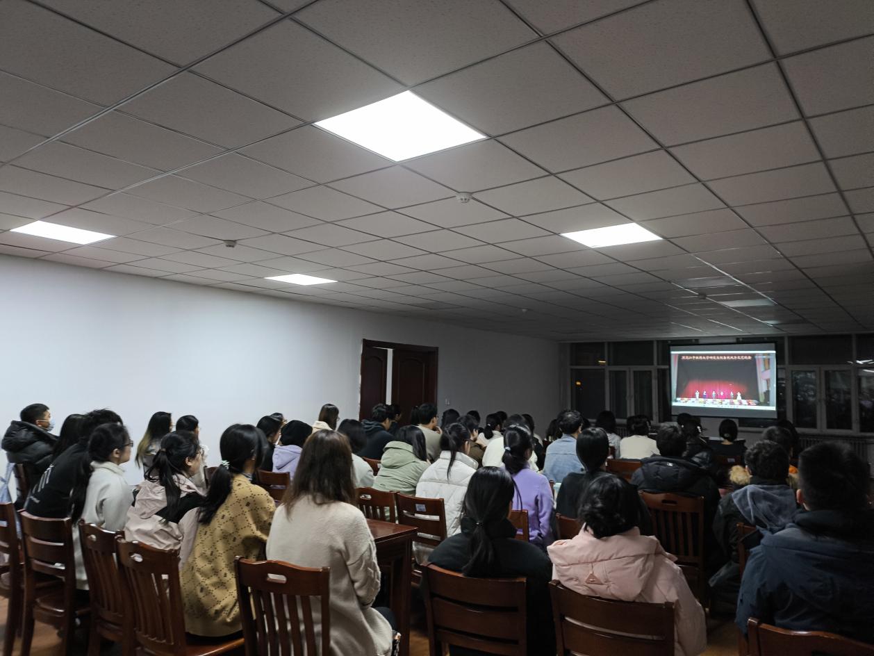 说明: 8ccab88a328159ea170f60b7bebefa3