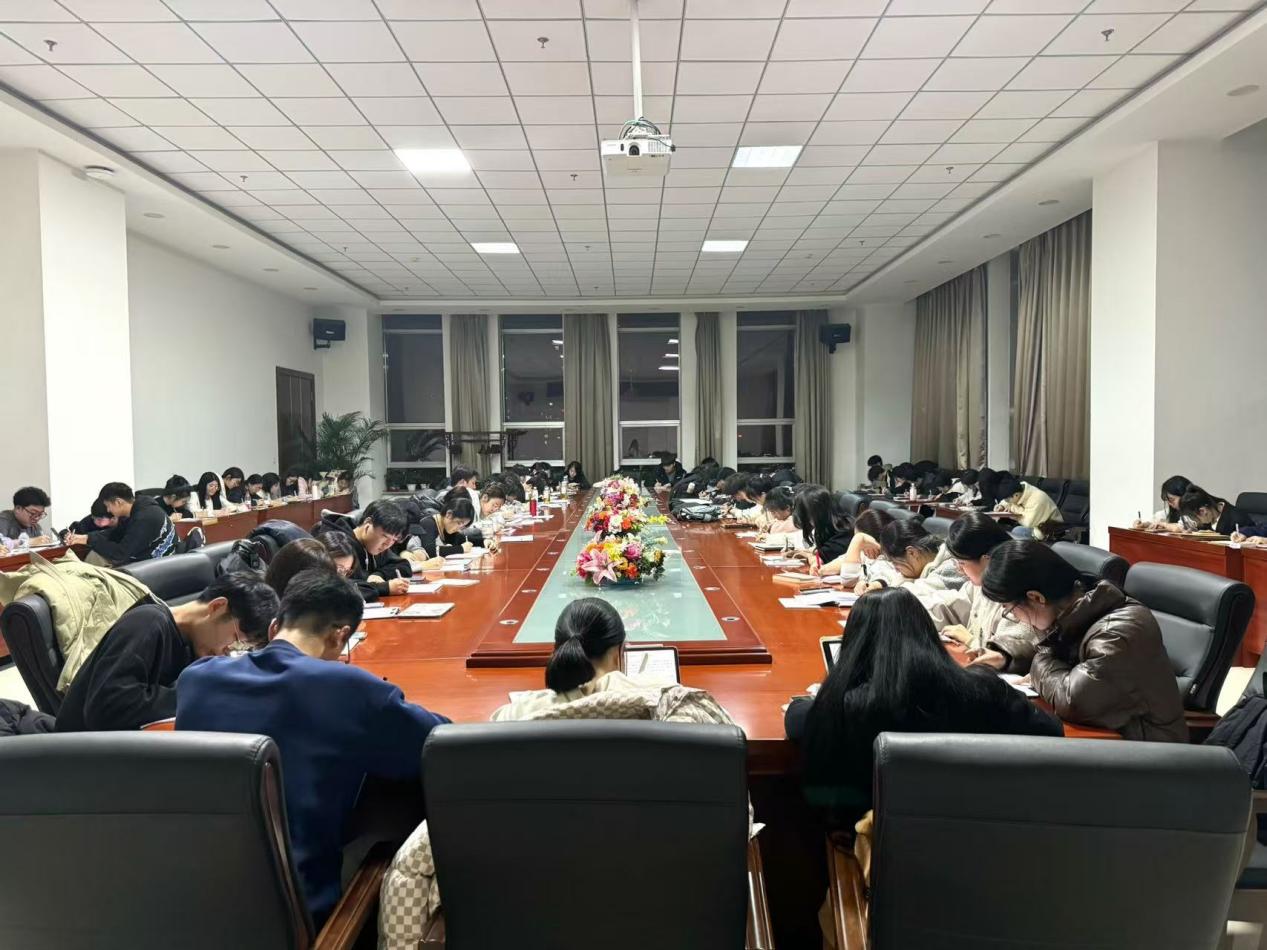 说明: 4a2be2c18b38491a25e7fc326dff4cc3