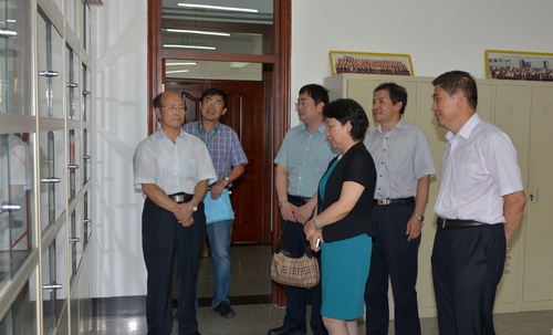 卢国慧司长一行在基础医学院了解国家重点学科方剂学学科建设情况