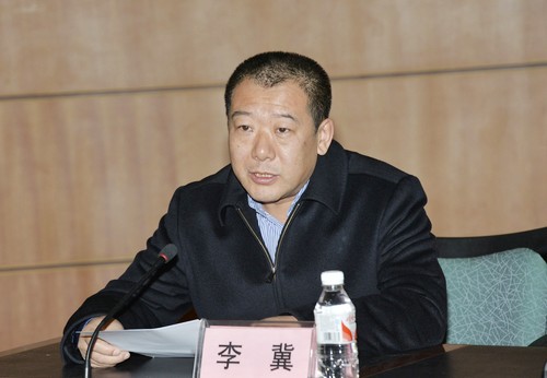 副校长李冀教授主持讲座