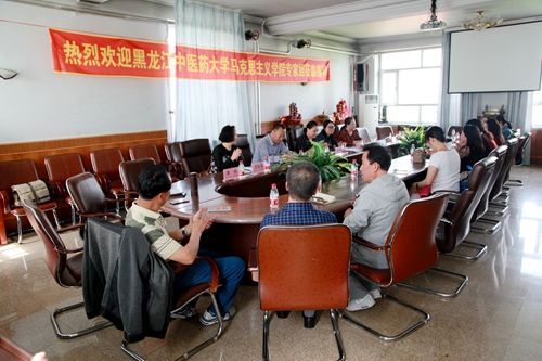 5月10-11日,学院专家代表到佳木斯学院指导交流