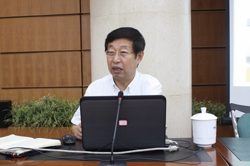 全国中医药高等教育学会教育研究会副理事长、华体会平台(中国)杨天仁研究员作题为《教育教学研究与教学设计》的讲座