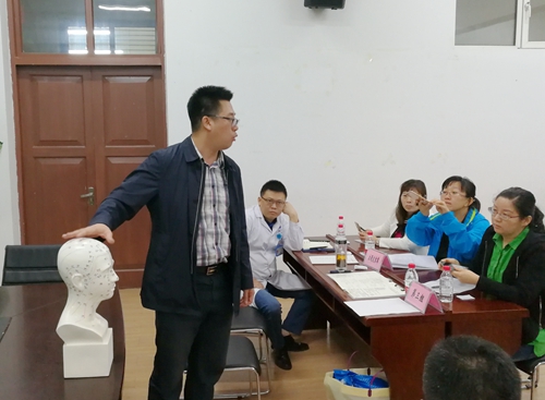 附属第一医院针灸二科副主任刘征作分享交流