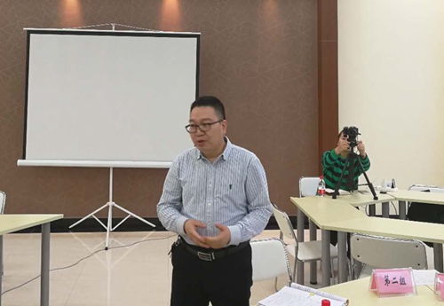 附属第一医院呼吸科副主任隋博文作分享交流